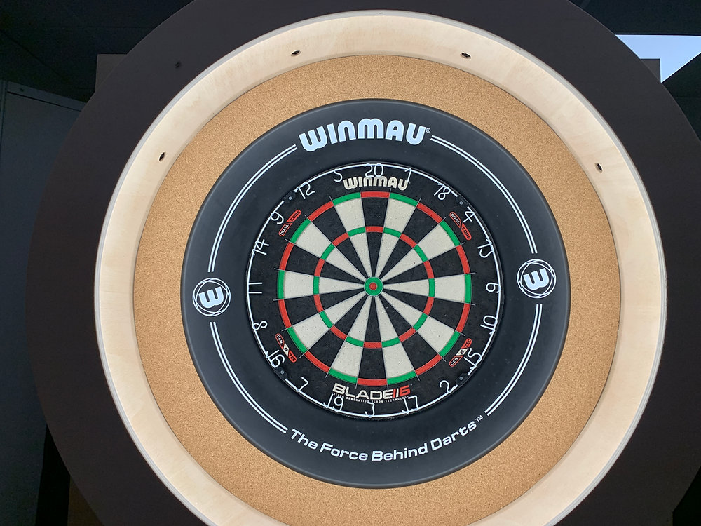 How to use an electronic dartboard to create a unique and exciting dart