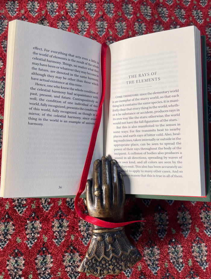 Thumbnail: Page Al-Kindi De Radiis Black Letter Press