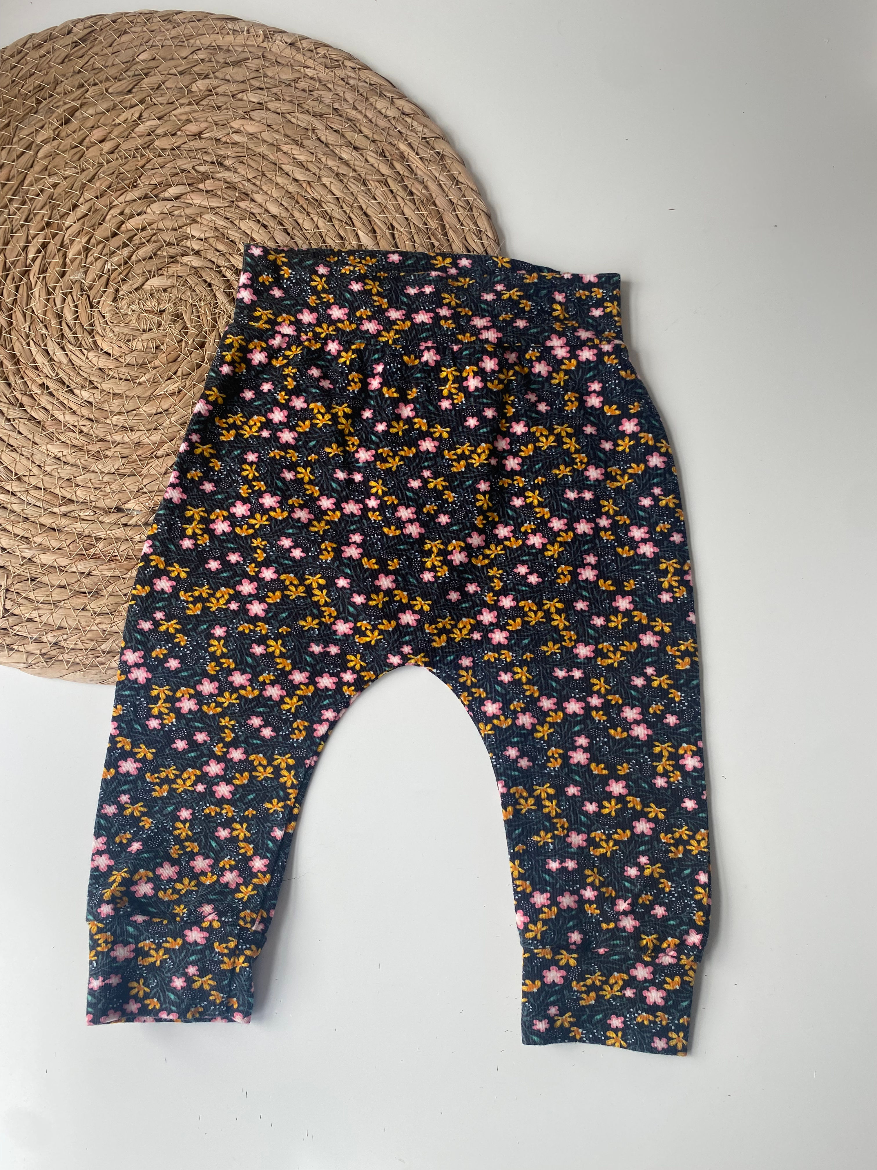 donkere bloemen legging