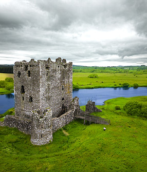 Threave_Castle.jpg