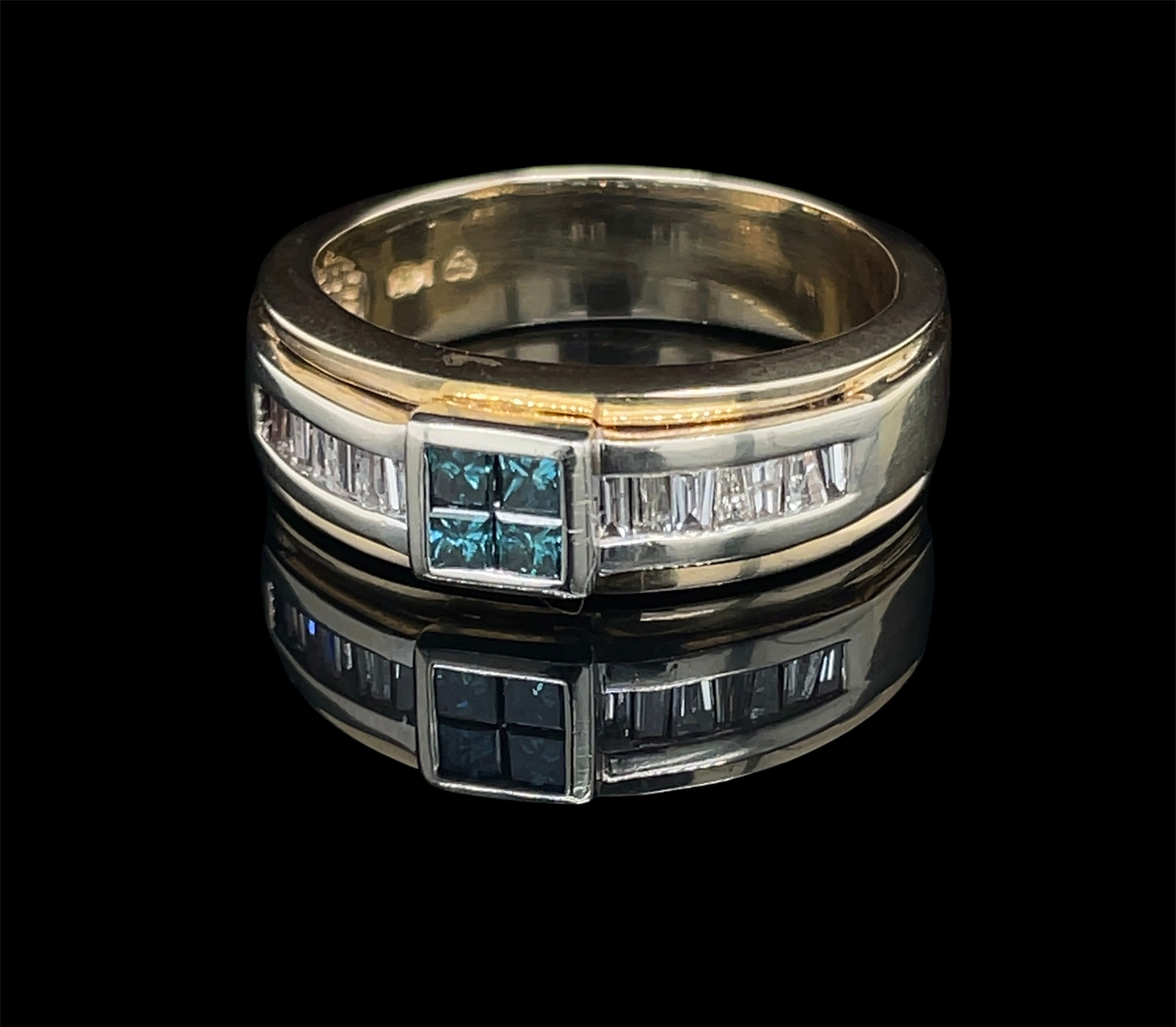 14k Yellow Gold Aquamarine Ring