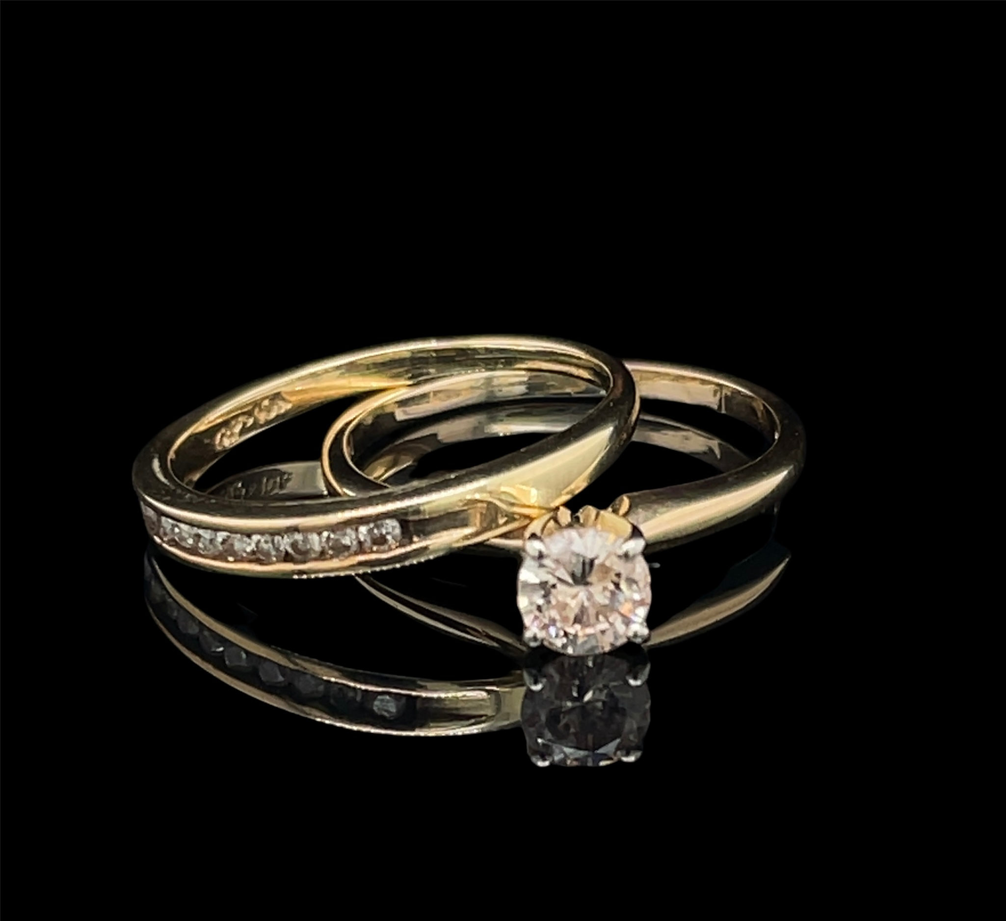 14k Yellow Gold Diamond Solitaire Wedding Set