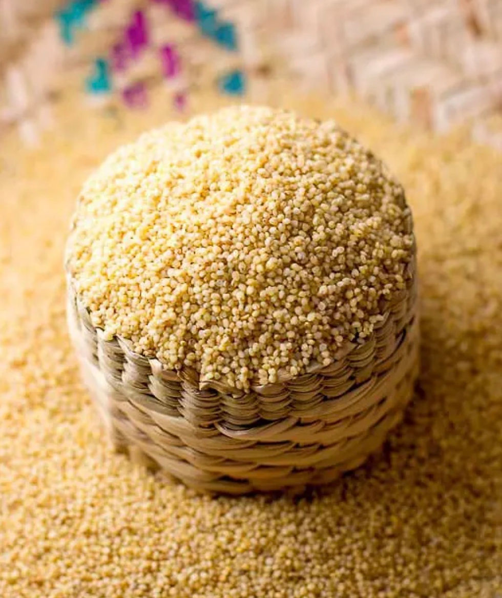 Thumbnail: Small grains of millet in a woven basket