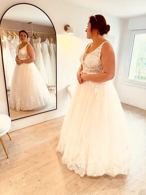 robe-mariee-grande-taille-pas-calais.webp