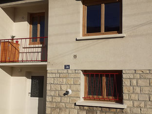 Installation fenêtre Pvc chêne, volets roulants et store banne