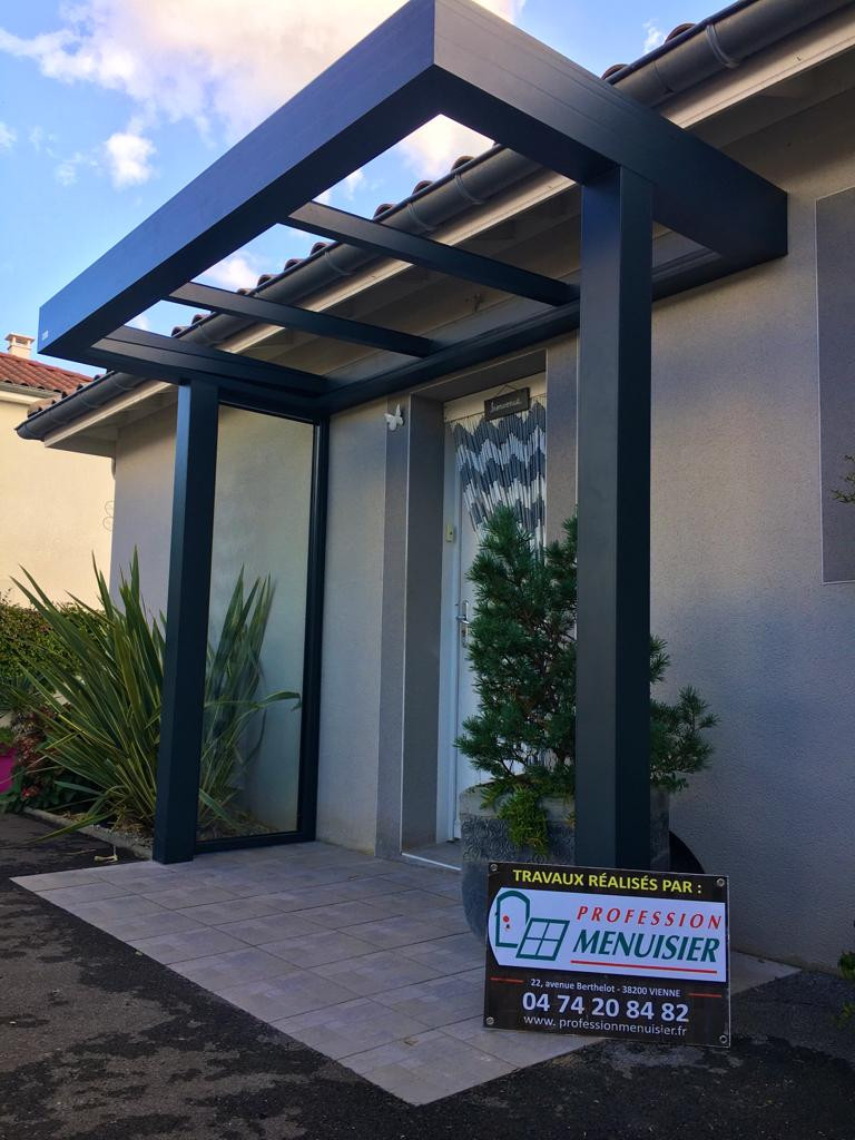 Pose d'une pergola, Toussieu, Agence Vienne