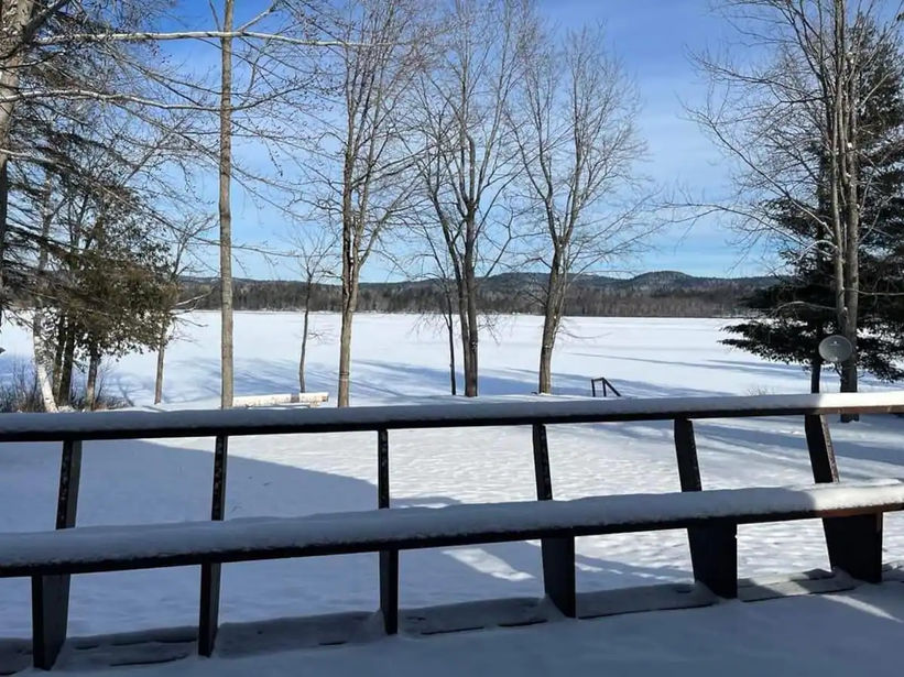 Winter view of Ottawa River.