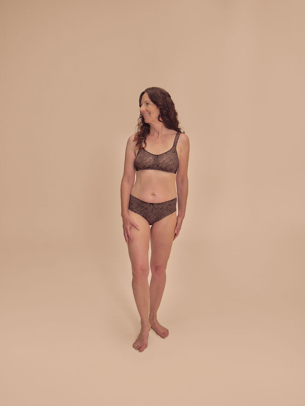 Thumbnail: Amoena Brooke Plus Wire-Free Mastectomy Bra - Black/Café