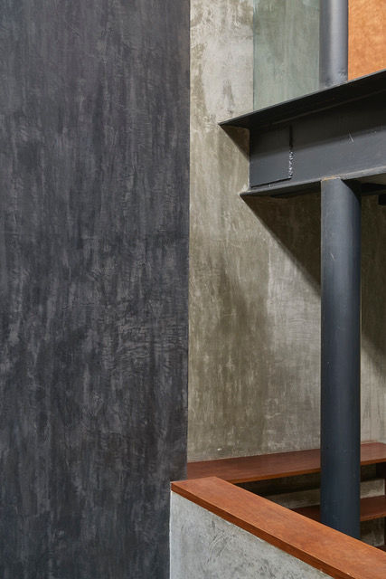 The junction detailing in Synergy Lifestyles in Mumbai , workspace interior and architecture