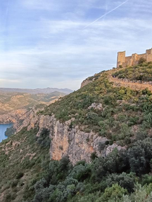 ESCAPADA EN CAMPER AL CASTILLO DE CHIREL