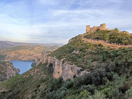 ESCAPADA EN CAMPER AL CASTILLO DE CHIREL