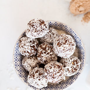 CHOCOLATE AND PUMPKIN PROTEIN BALLS