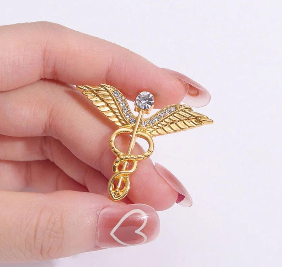 Thumbnail: Gold - Stethoscope