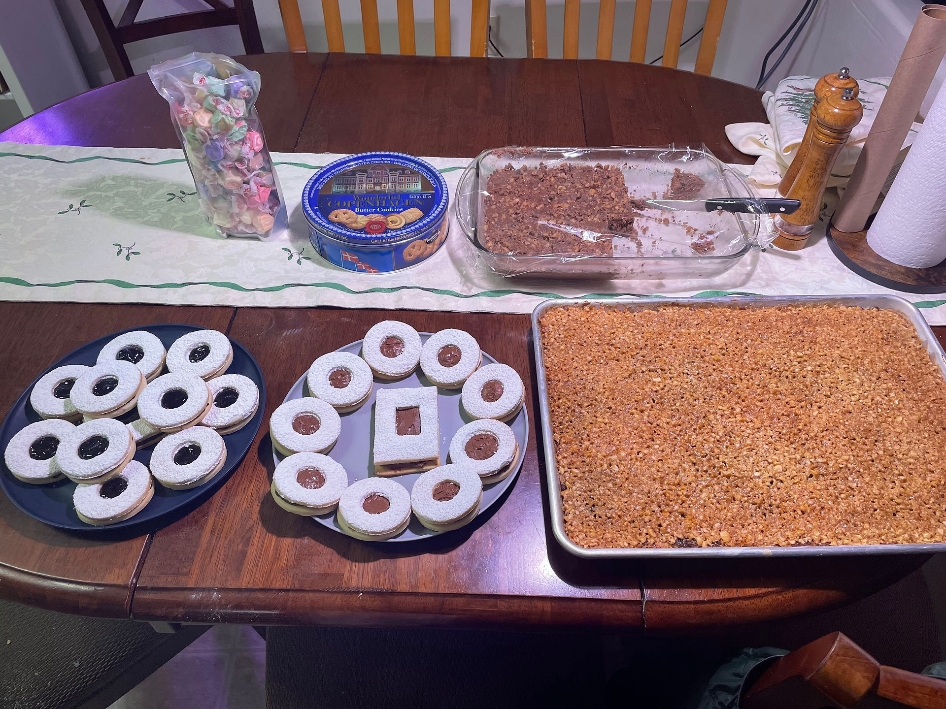 So many desserts...