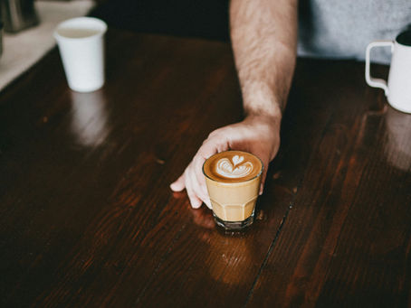 Flat White Kahve: Avustralya’nın Dünyayı Fetheden İçeceği
