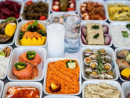 Rakı ve Yemek Kültürü: Bölgelere Göre Farklılıklar