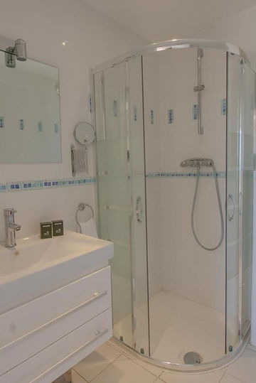 Appartement Lavande : location de vacances Saint-Cézaire-sur-Siagne