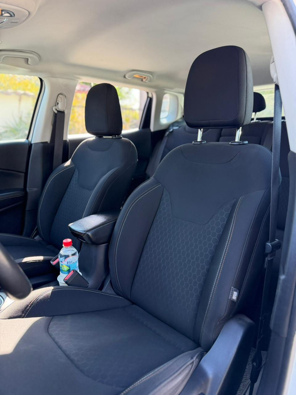 Miniatura: 2018 Jeep Compass