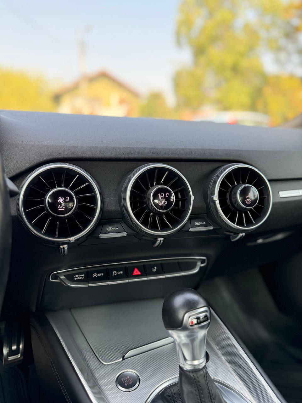 Miniatura: 2018 Audi TT 2.0T