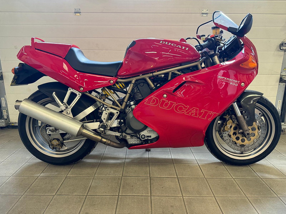 Ducati 900SS 1997年式 Ducati 900SS 1997 Excellent condition.