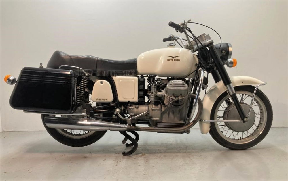 Moto Guzzi V7 700 1968.