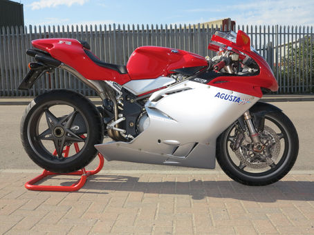 Sold: MV Agusta 750 F4