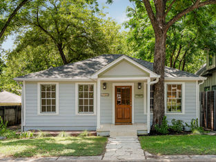 This one is coming just a bit late this month! We continue to see Hyde Park as one of the best neighborhoods for clients moving from Los Angeles to Austin or from New York to Austin. The walkability in the Hyde Park area and access to local grocery stores, coffee shops, and restaurants without ever getting in your car is a huge draw for people moving from Chicago to Austin who have adapted to a car-free lifestyle, making this one of the best neighborhoods in Austin for our transplants from larger cities.