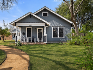 Long before I knew anything about building, new construction, or how to remodel an older central Austin property, I was a 28-year-old first-time homeowner moving to Austin, and just starting to explore older Hyde Park homes and learn about their common maintenance needs. I was also super freaked out learning about the quirks and foibles of my new home. 