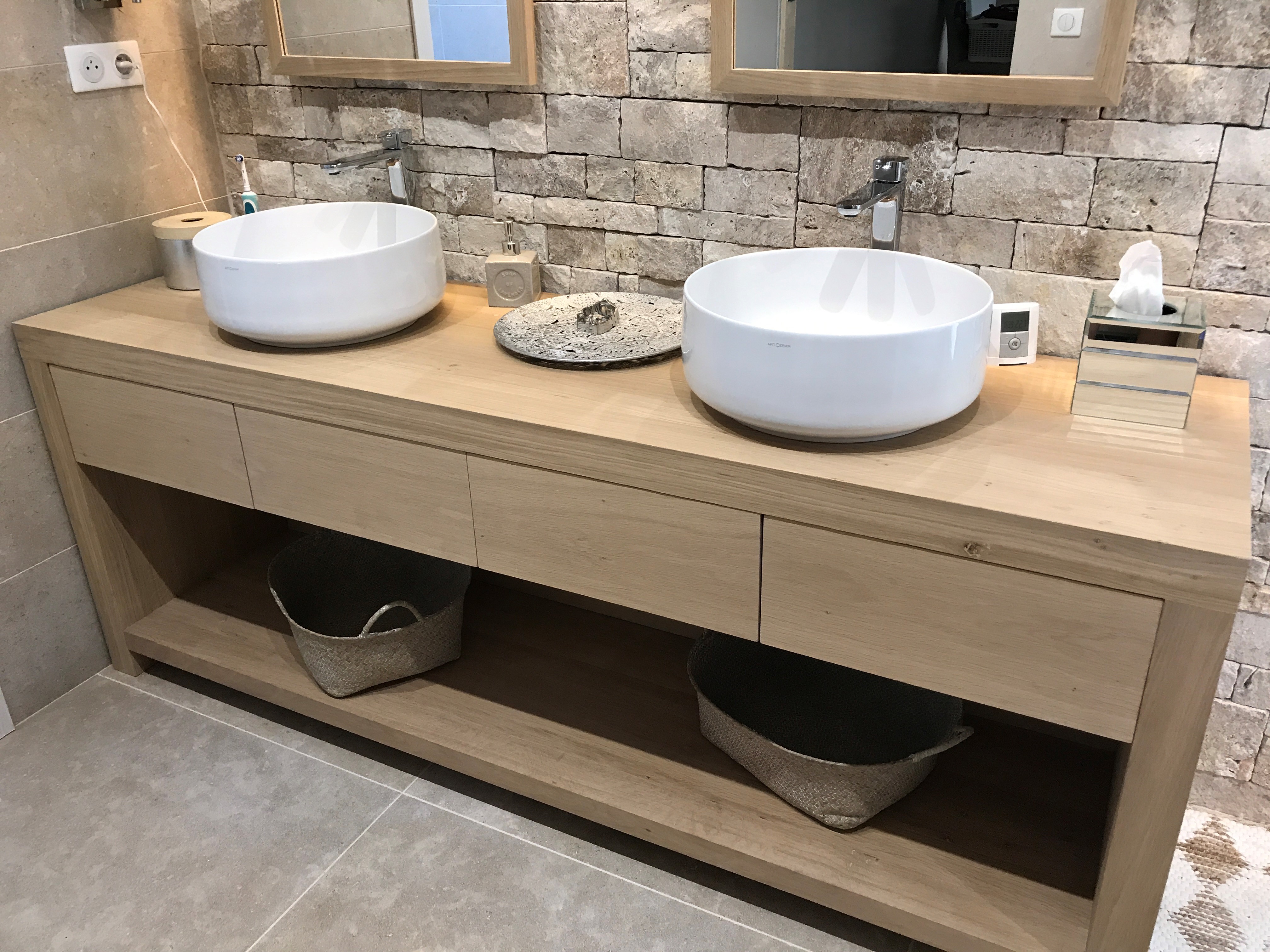Plan salle de bain en bois brut