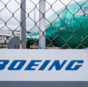 Boeing Workers Overwhelmingly Reject Contract, Prepare to Strike