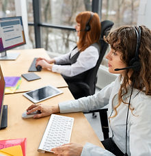 people-working-call-center.jpg