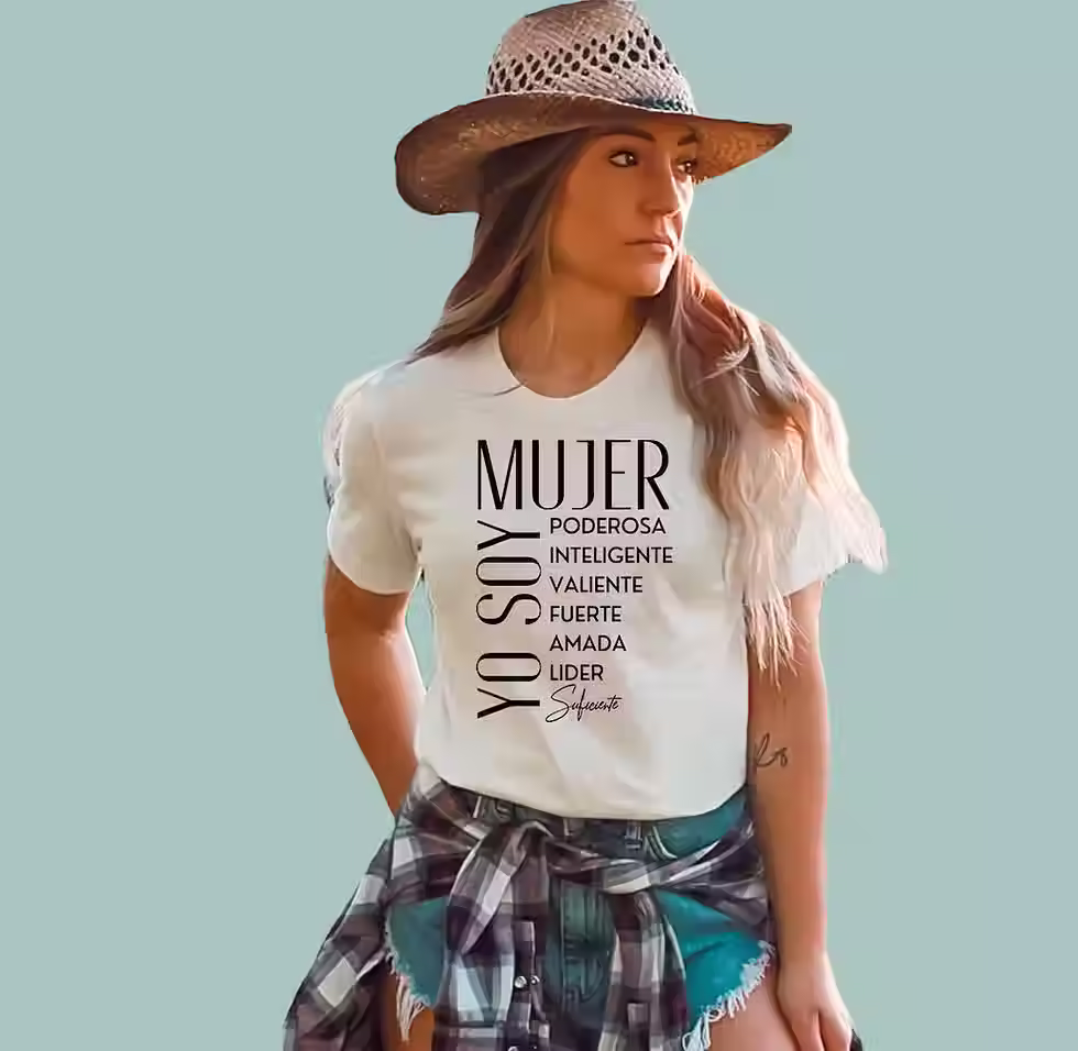 Natural color cotton t-shirt with 'Yo Soy Mujer Poderosa' graphic and floral adjectives like Valiente and Fuerte.