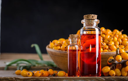 Sea-buckthorn-with-bottle-with-sea-buckt