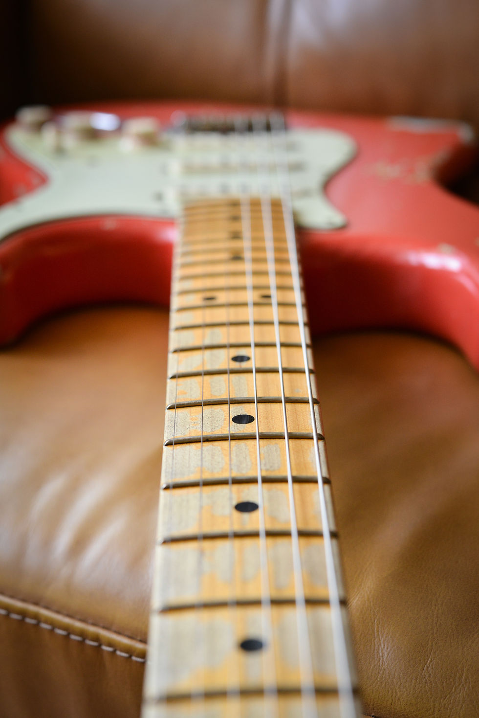 Thumbnail: Fender Jason Smith Masterbuilt Custom Stratocaster 69' Specs (2008)