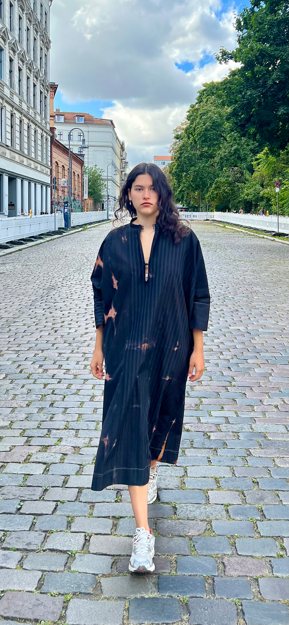 ONE-OF-A-KIND Caftan - Black Red Shibori