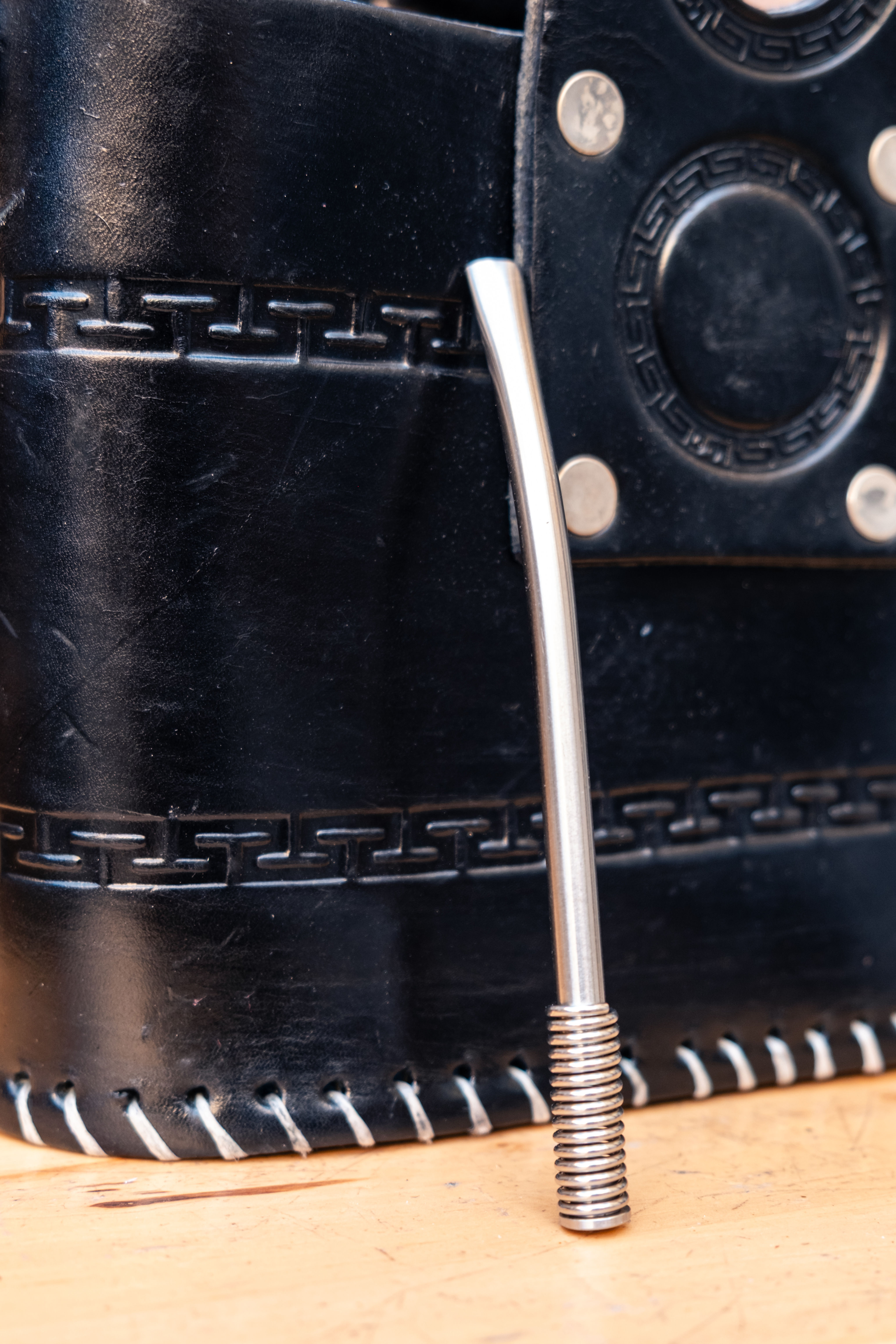 Bombilla con resorte redondo