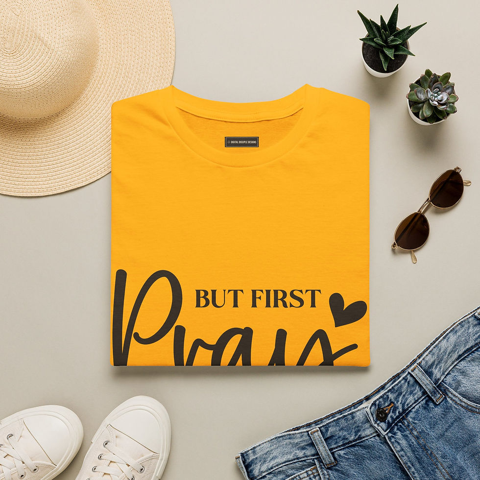 Küçük resim: But First Pray T-Shirt — Inspirational Christian Faith Tee