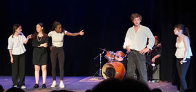Soirée des Arts : un final vibrant pour nos élèves de spécialité Art-Théâtre !