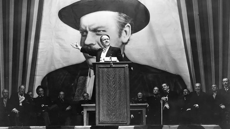 Orson Welles dans Citizen Kane.