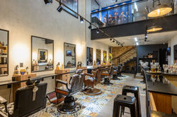 Via Paris - Espaço Masculino