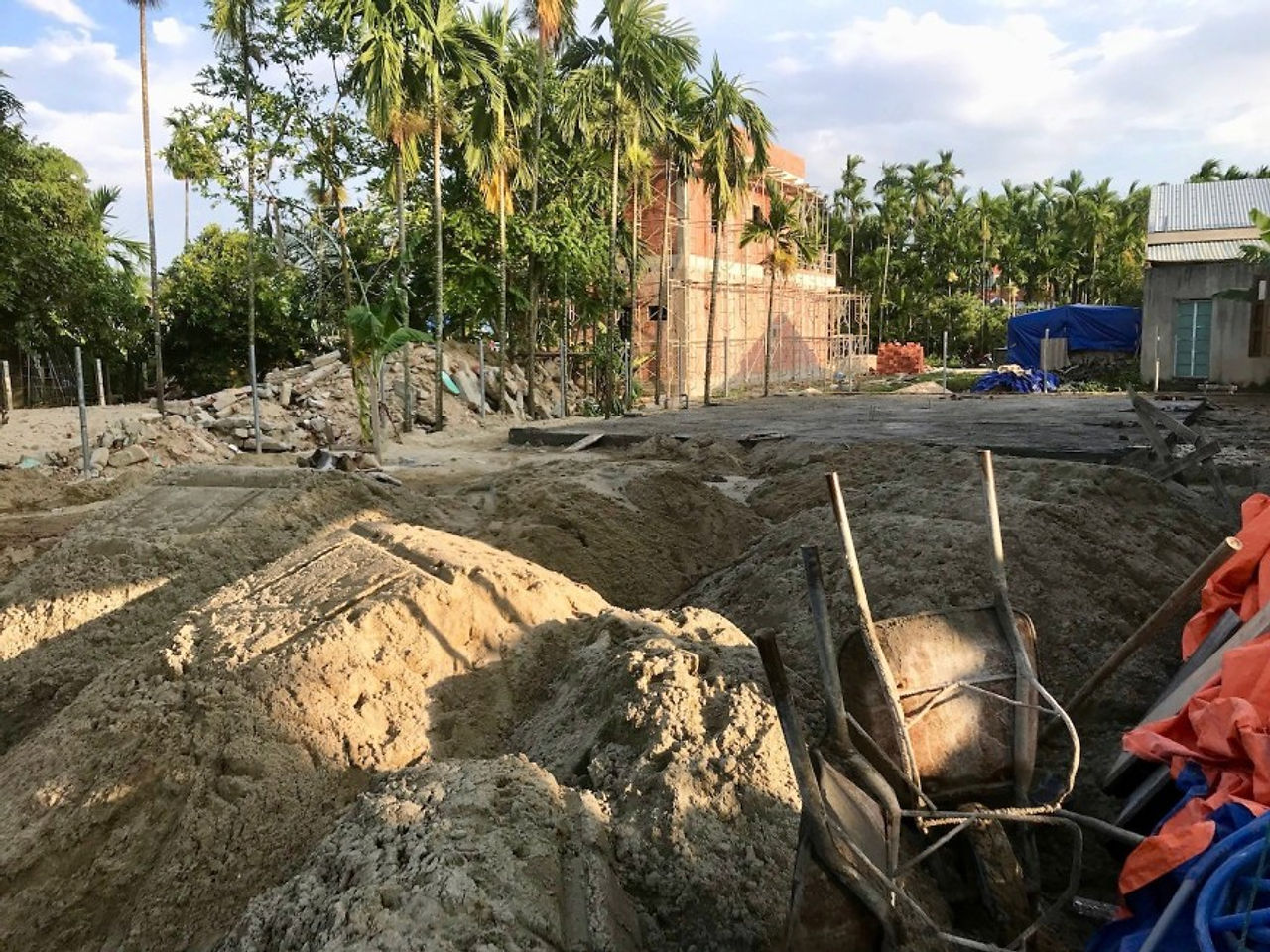 The yoga sala foundations and garden fence-posts are now in place!