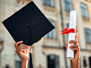 A university cap and degree award in the AI era