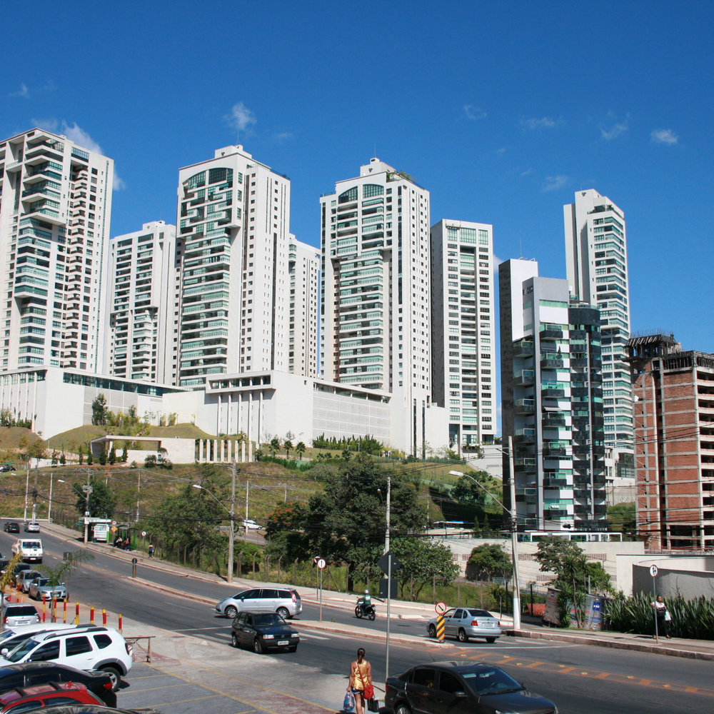 Desenvolvimento urbano e regularização fundiária.