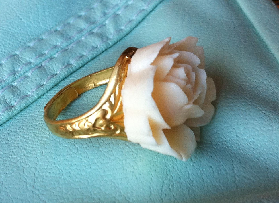 Anillo Rosa Marfil