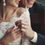 Miniatura: Scopri l'abito da sposa e da sposo ideale per il tuo matrimonio, colore ma anche stile in base ai tuoi gusti e a quelli del tuo partner di vita.