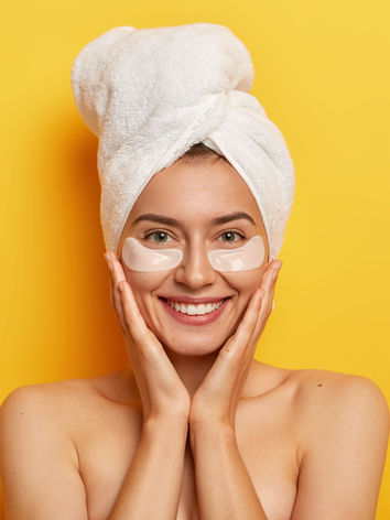 consulenza skincare Artiziastyle per migliorare la pelle e ridurre le rughe attraverso prodotti adatti e tecniche di skincare quotidiana
