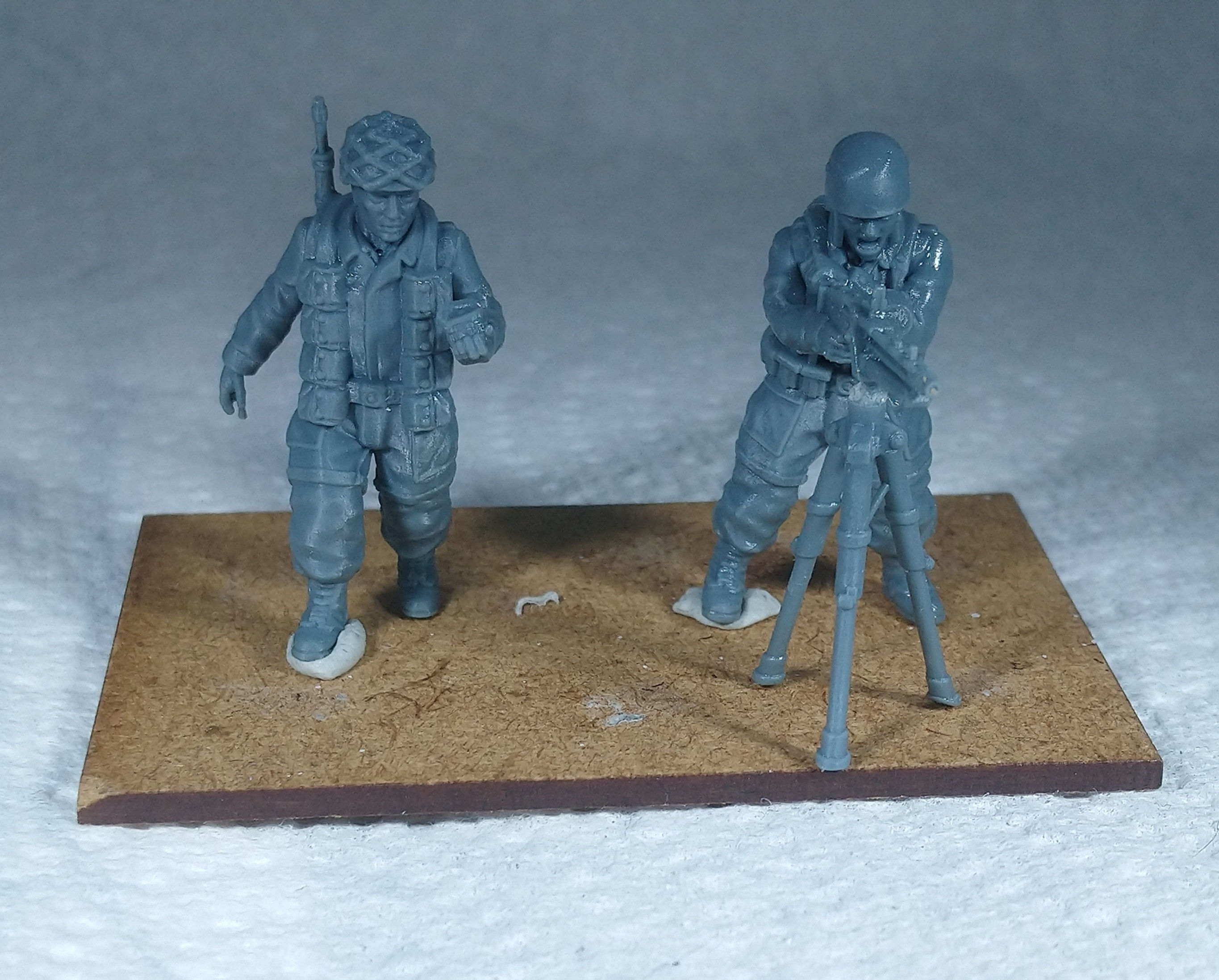 WW2 fallschrimjager LMGs gunners