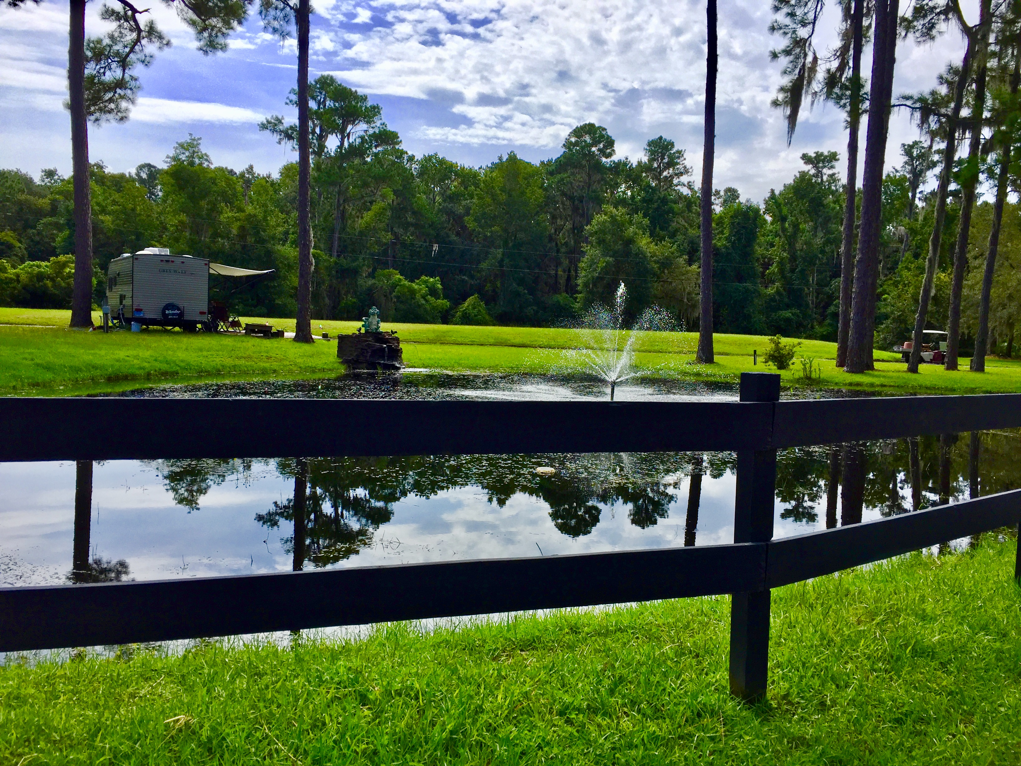 PARK PHOTOS Rivers Edge RV Park