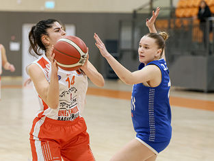 הרביעיה הראשונה פותחת פער