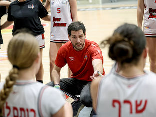 רמה"ש, רעננה וחיפה בחצי הגמר